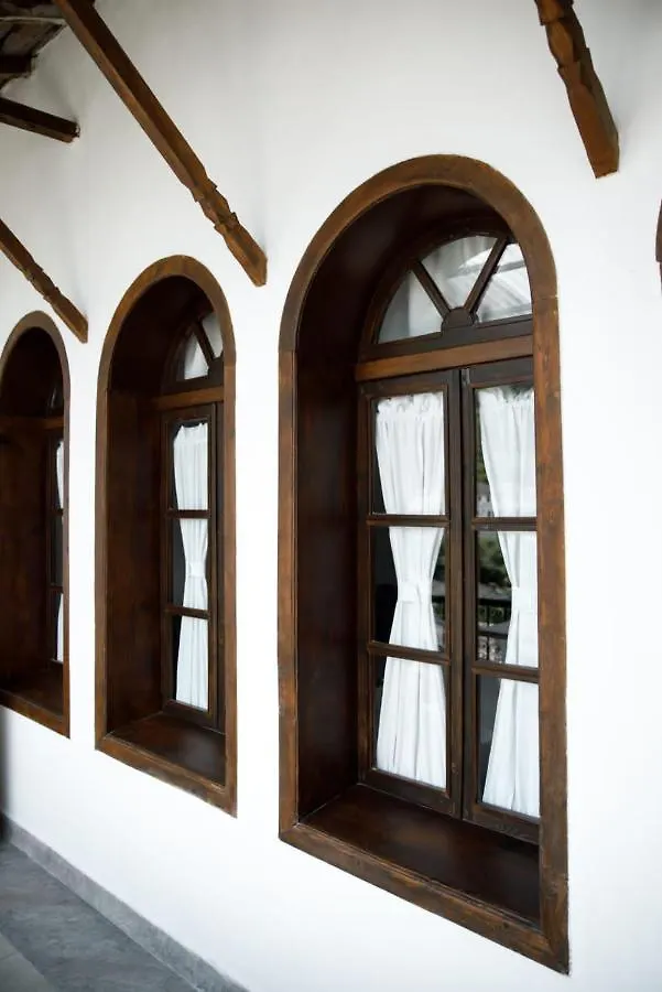 Emblematic House Apartment 1 Gjirokastër 0*,